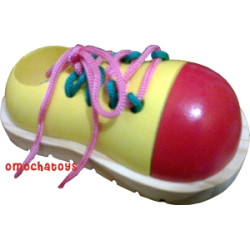 Pasang Tali Sepatu